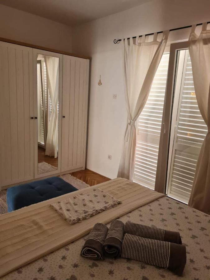 Apartman Martic Klek Eksteriør bilde